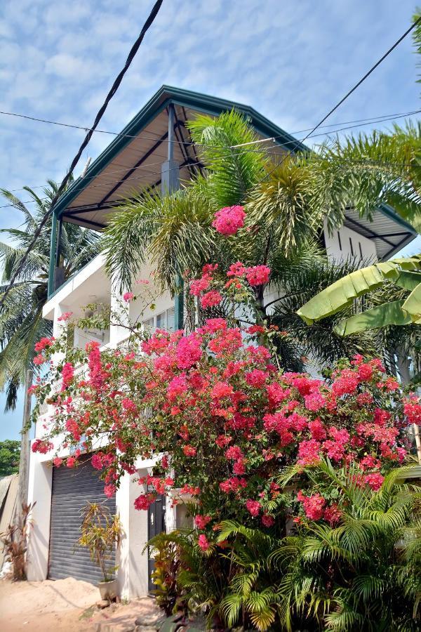 Yolanda Villa Negombo Exteriör bild