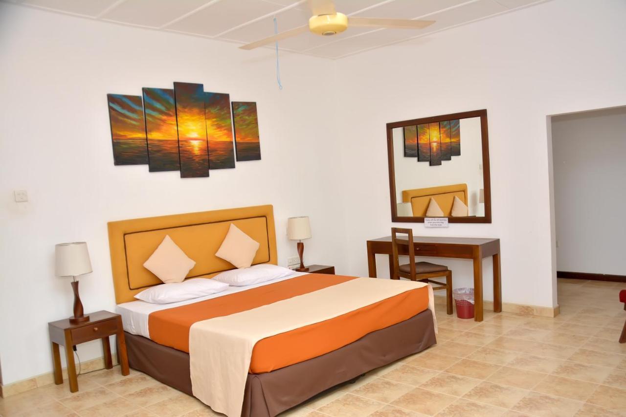Yolanda Villa Negombo Exteriör bild
